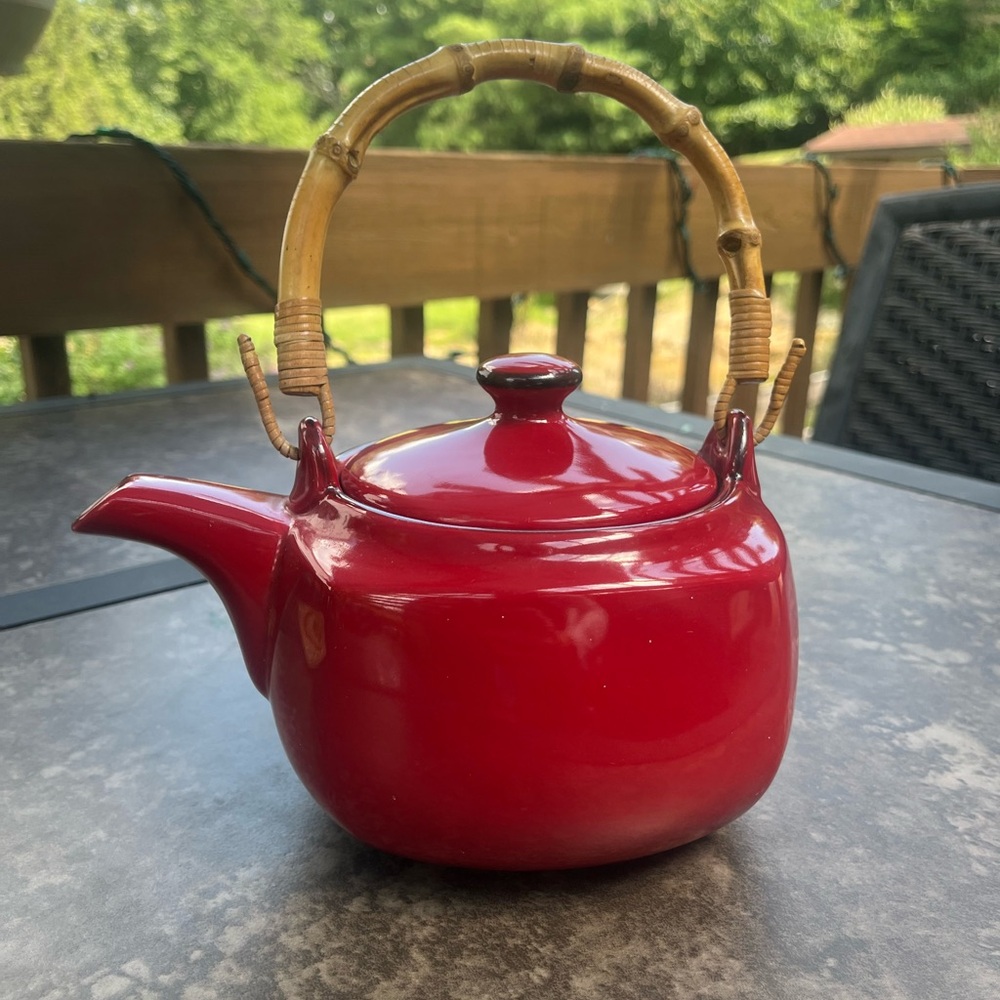 Southern Living Red Teapot with Bamboo Handle